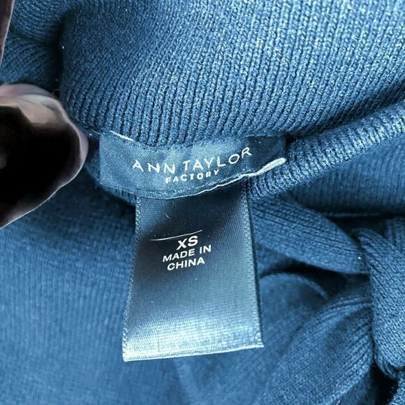 Ann Taylor A-Line Skirt Black XS - Picture 7 of 7